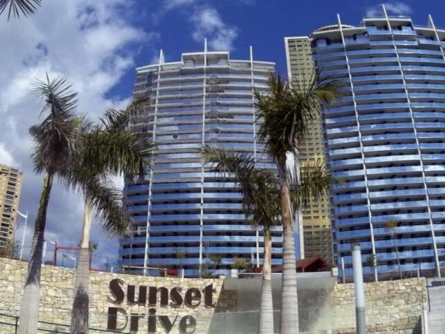 Sunset Drive Jacuzzi Apartment Benidorm