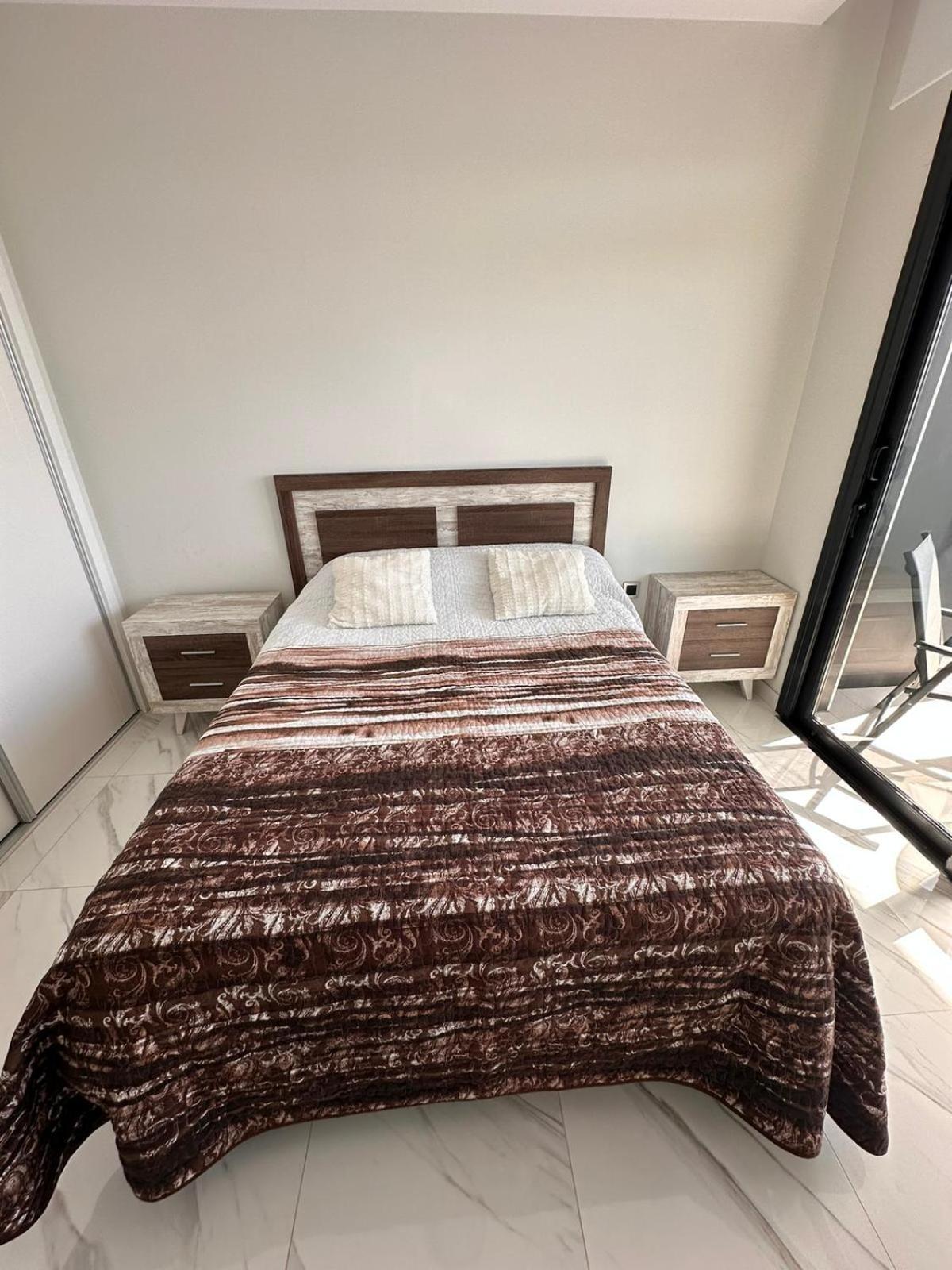 Sunset Drive Jacuzzi Appartement *